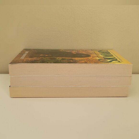 Survivors Book Set Erin Hunter Warriors Author Books 1-3 #481 - Picture 9 of 12